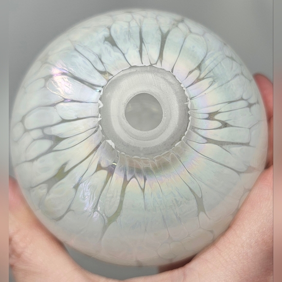 Vintage Traditions Hand Blown Glass Oil Lamp Clear White Pearl Iridescent NIB - Picture 12 of 16